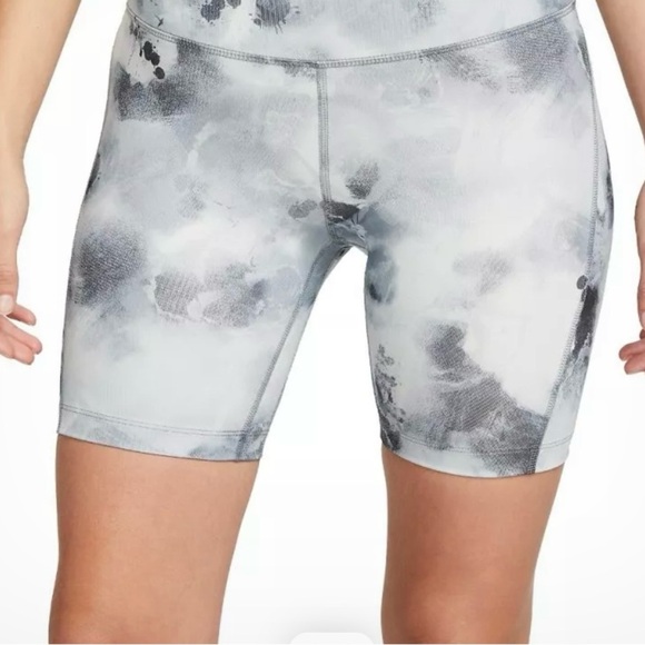 Nike Black and Gray Athletic Shorts with Moisture-Wicking Fabric - Picture 9 of 13